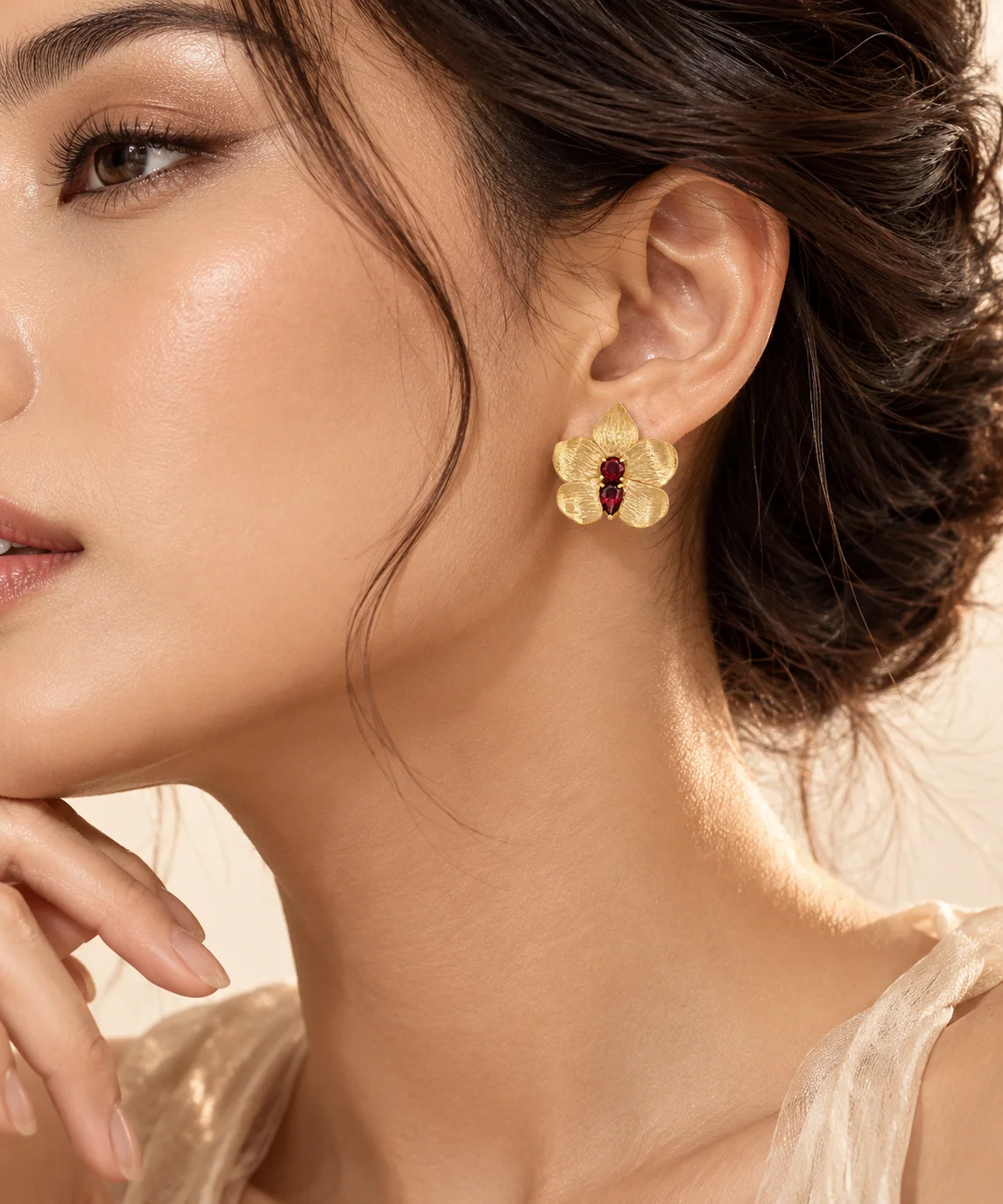 Model wearing a ring